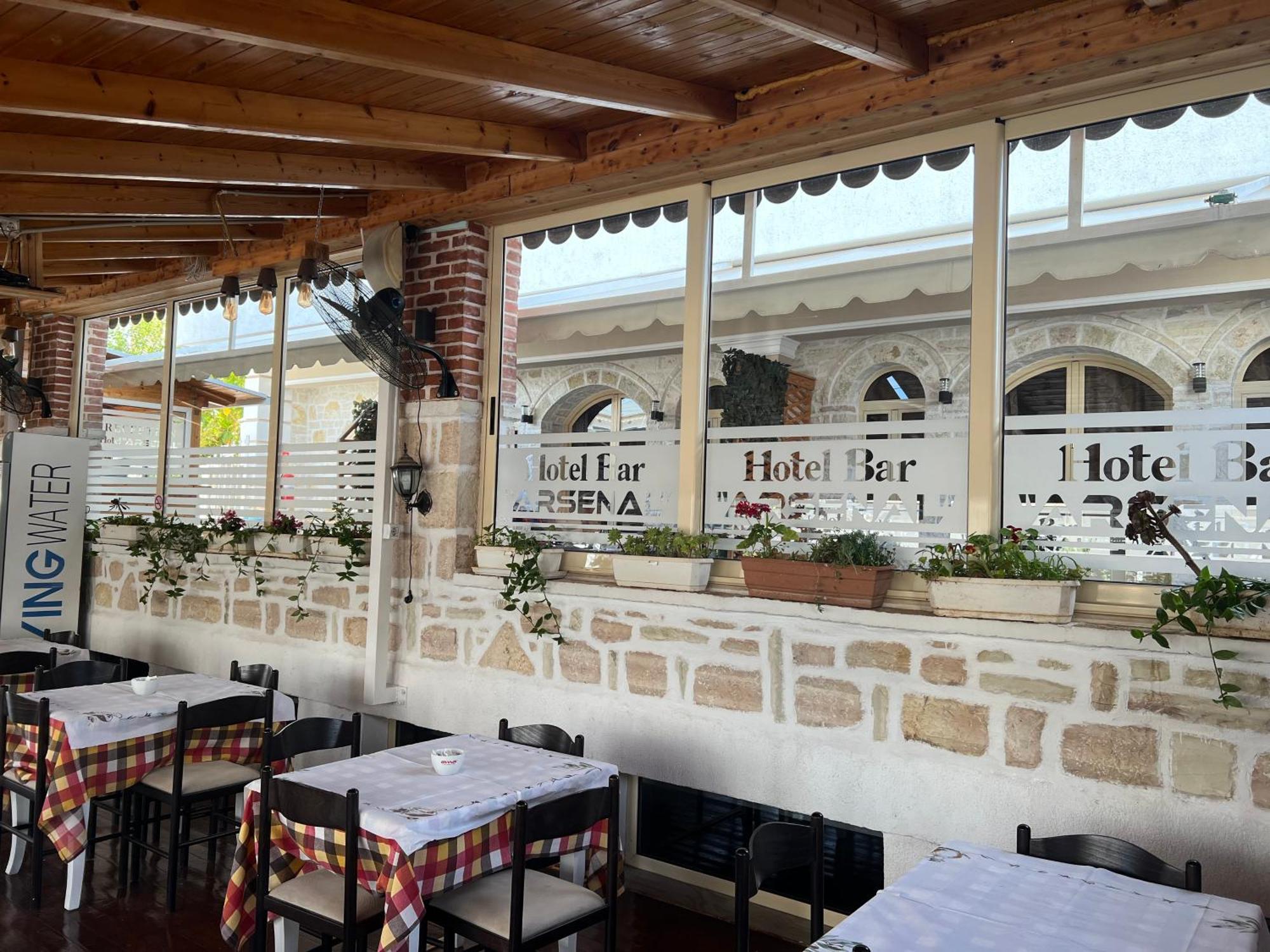 Hotel Arsenal Ksamil Exterior foto